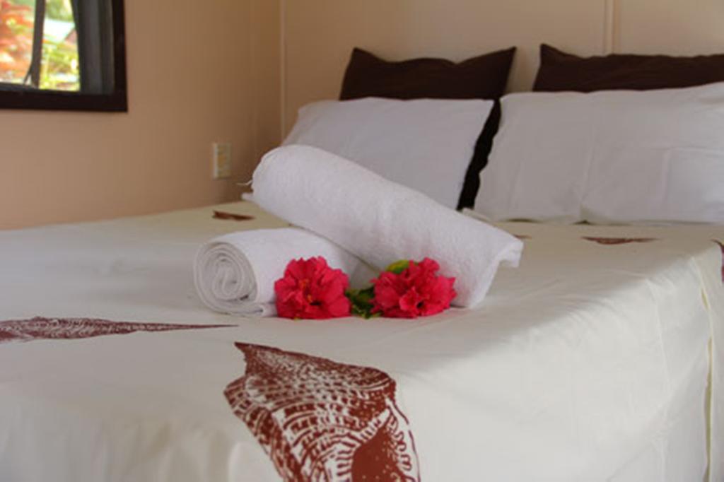 Aroko Bungalows Villa Аваруа Екстериор снимка
