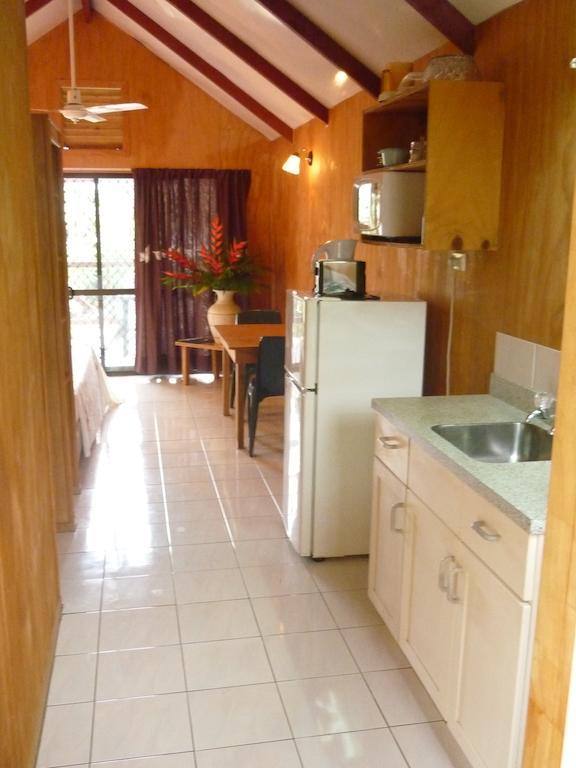 Aroko Bungalows Villa Аваруа Екстериор снимка