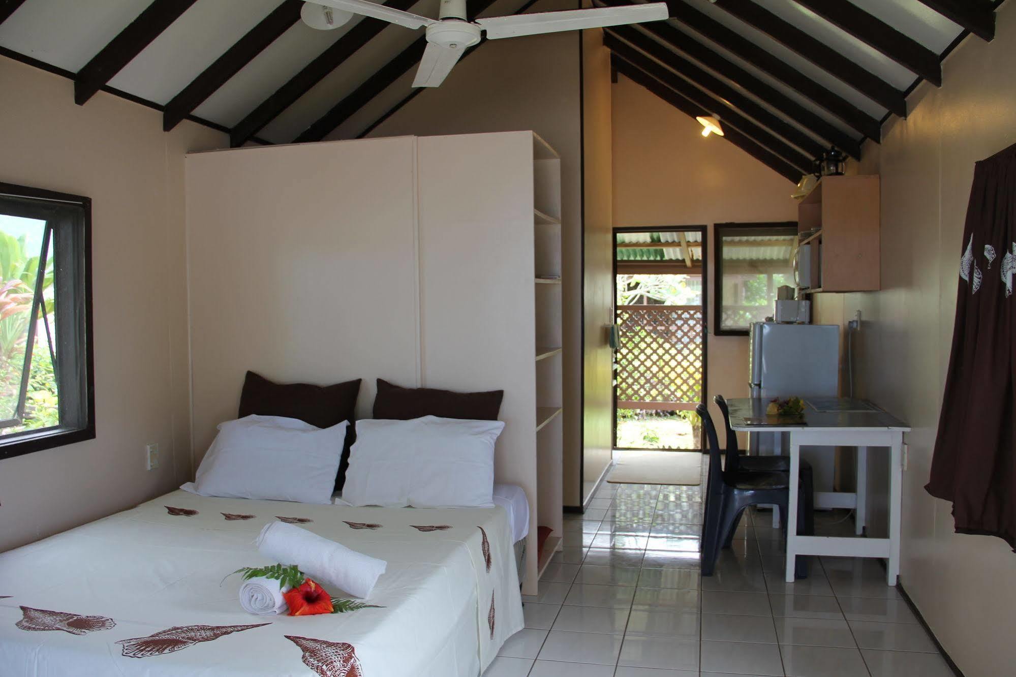 Aroko Bungalows Villa Аваруа Екстериор снимка
