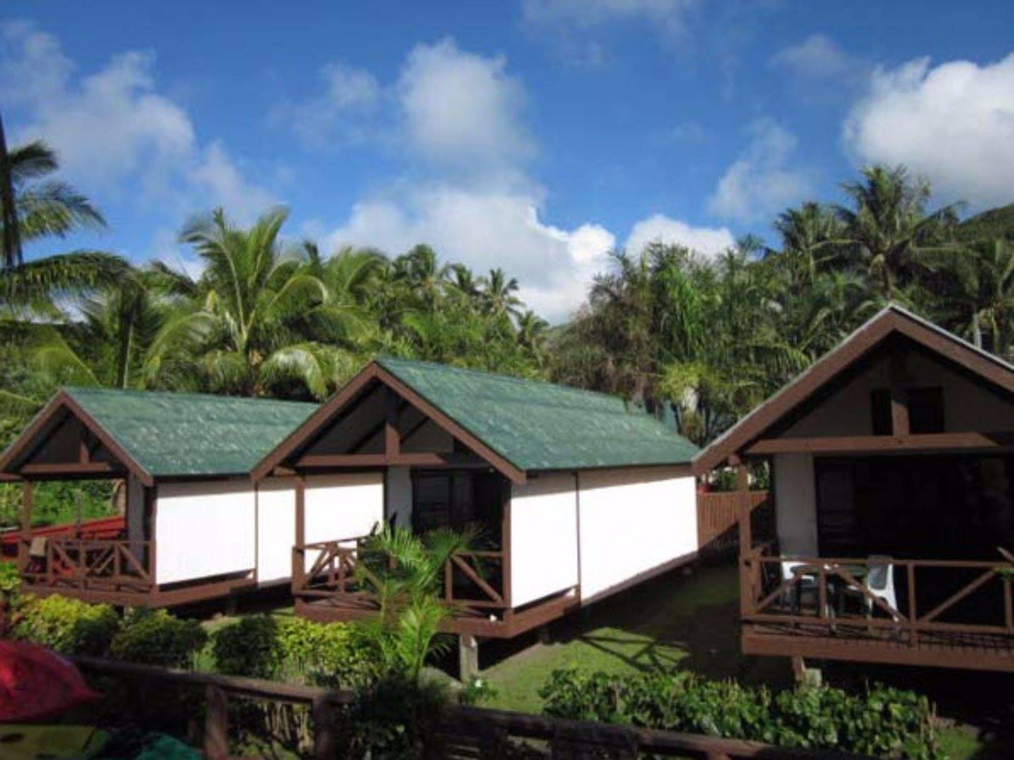 Aroko Bungalows Villa Аваруа Екстериор снимка